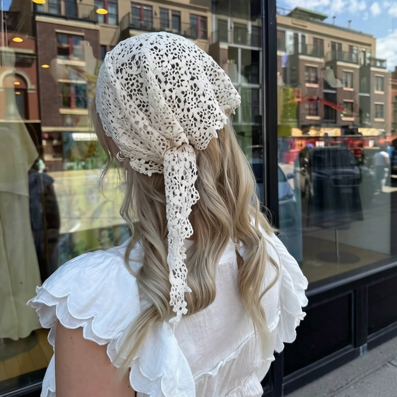 Crochet Lace Triangle Scarf Vi - Vintage Fashion Look recensione e prezzo