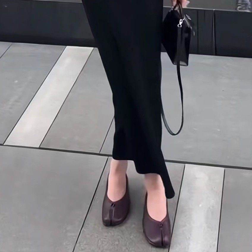Fashion Split Toe Flat Hoof Ma - Vintage Fashion Designers recensione e prezzo