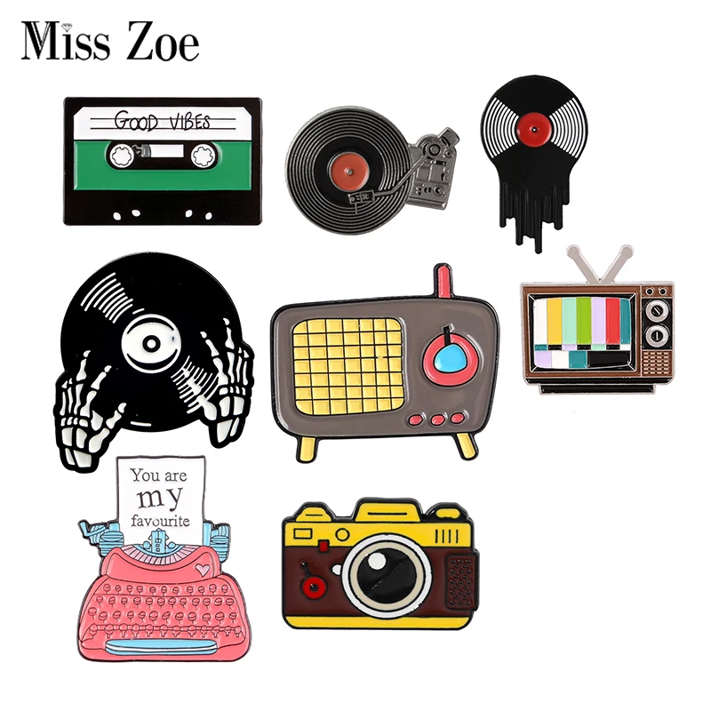 Good Vibes Only Enamel Pins Cu - Vintage Vibes Fashion recensione e prezzo