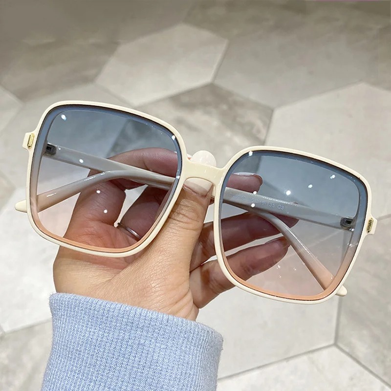 Vintage Oversized Square Sungl - Vintage Fashion Female recensione e prezzo