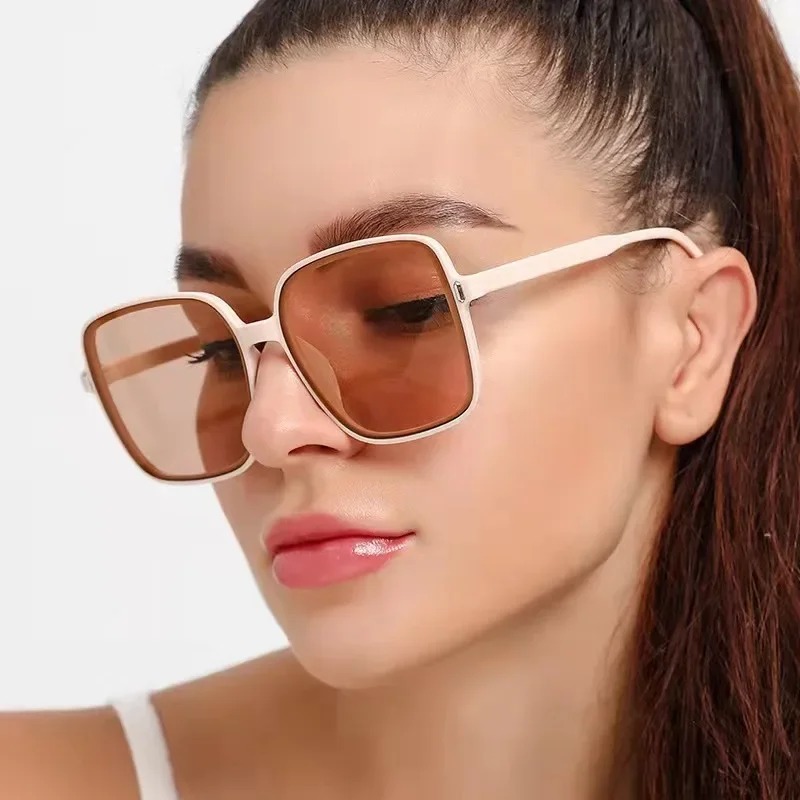 Vintage Oversized Square Sungl - Vintage Fashion Female recensione e prezzo
