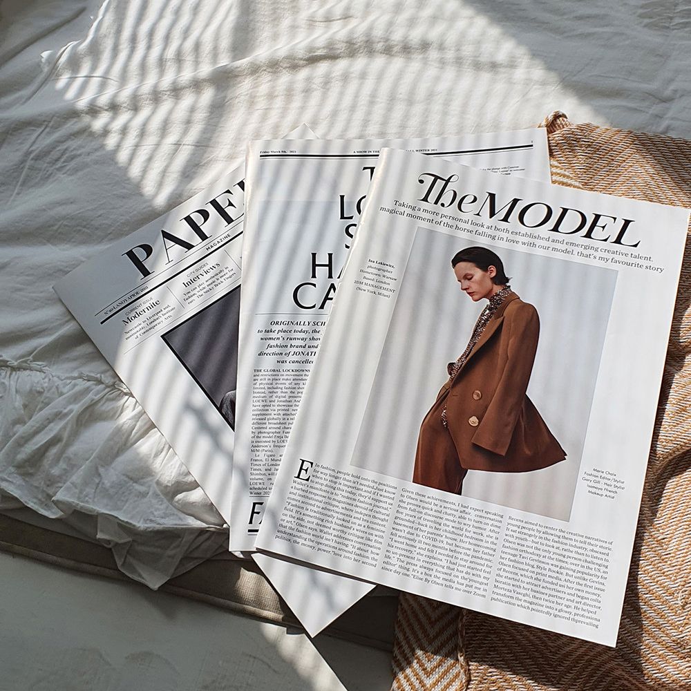 Retro English Newspaper Multif - Vintage Fashion Magazine recensione e prezzo