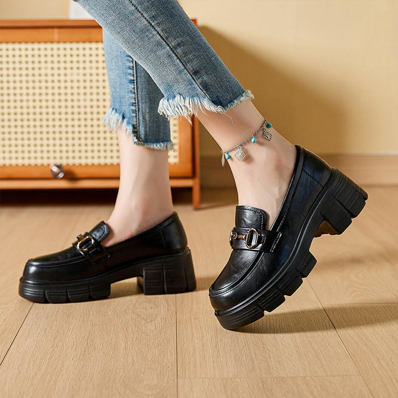 Women Metal Horsebit Platform  - Vintage Old Fashion recensione e prezzo